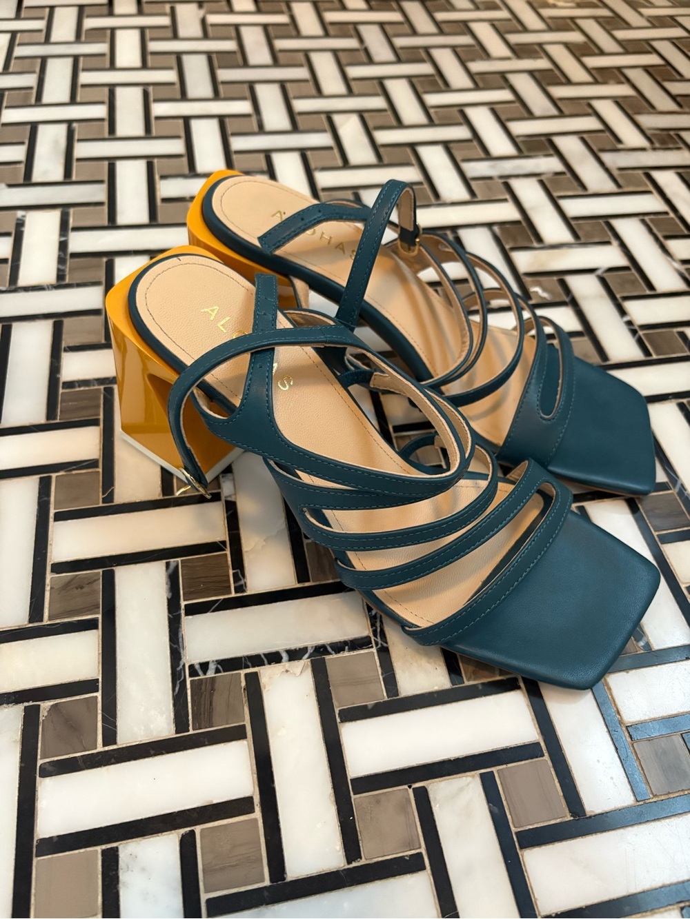 Alohas green and yellow heels